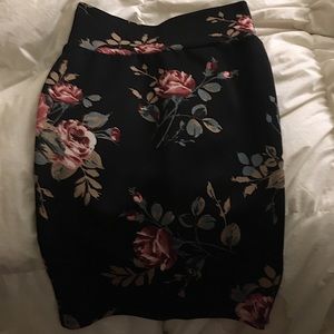Floral high waisted skirt